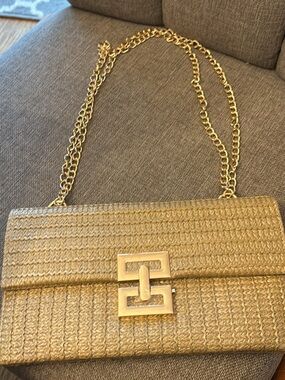 Woven Metallic Gold Shoulder Bag with Chain Strap